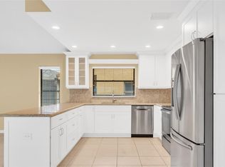 3978 NW 73rd Way, Coral Springs, FL 33065