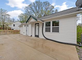 306 Nash Rd, Knoxville, TN 37914