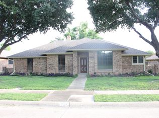 2512 Nature Bend Ln, Carrollton, TX 75006