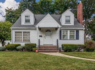 218 Birchwood Rd, Linden, NJ 07036