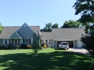 3441 Bark Lake Rd, Hubertus, WI 53033