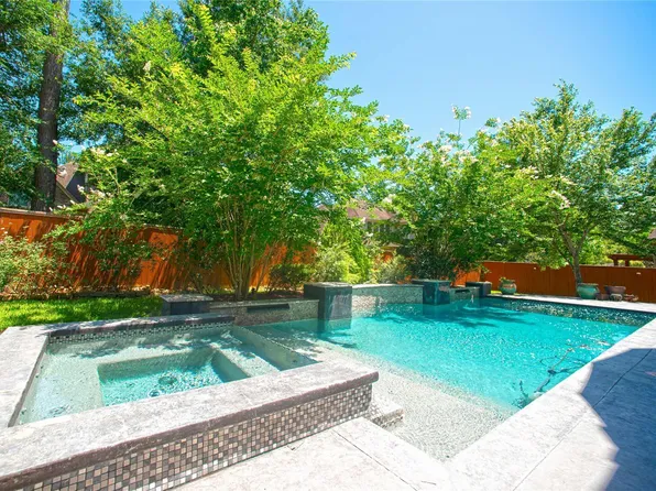 10 Spotted Lily Way, Magnolia, TX 77354
