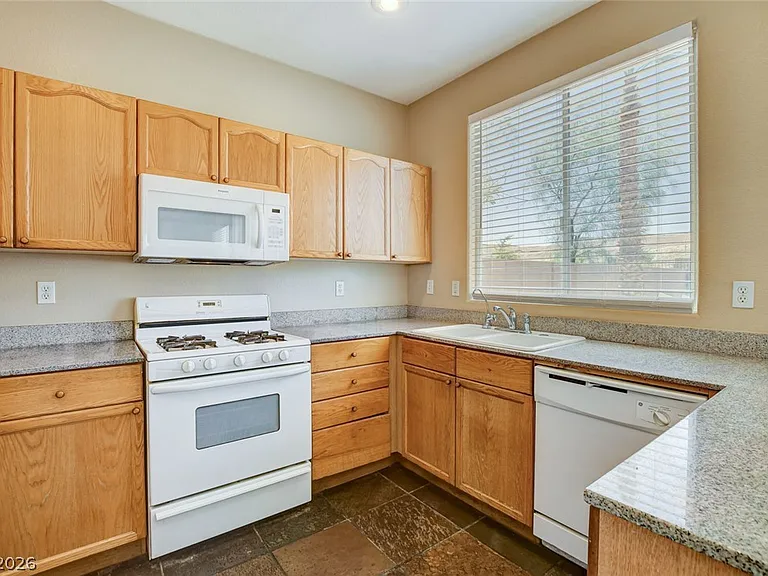 41 Diamond Run St — Photo 5