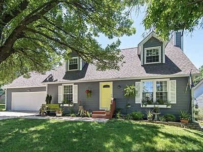 3105 W 28th Cir, Lawrence, KS, 66047