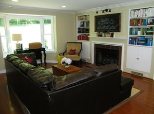 403 Rosslyn Rd, Carnegie, PA 15106