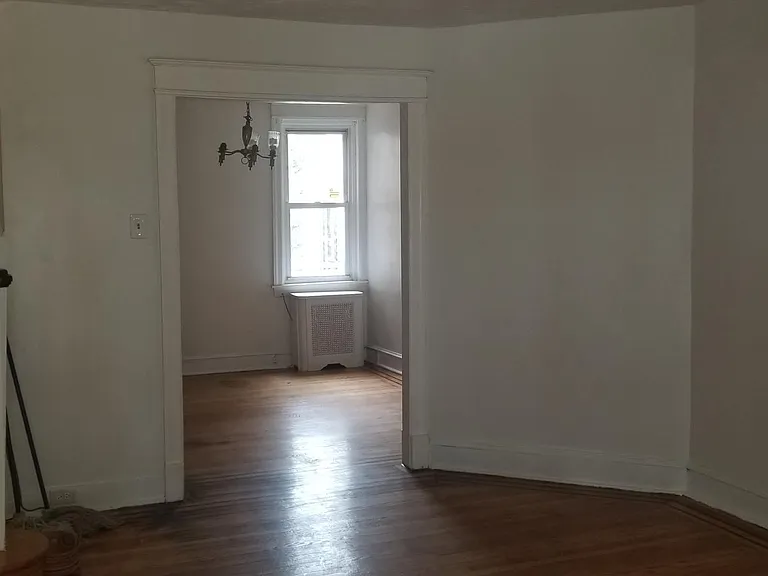 108 E Tulpehocken St — Photo 3