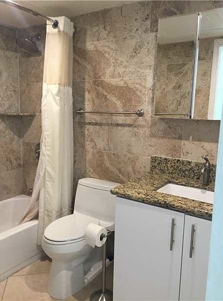 2nd image of 18200 Atlantic Blvd