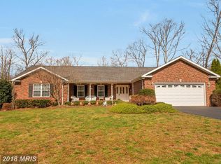 18 Chestnut Ln, Stafford, VA 22556