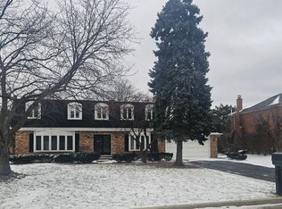 19W071 Avenue Chateaux N, Oak Brook, IL
