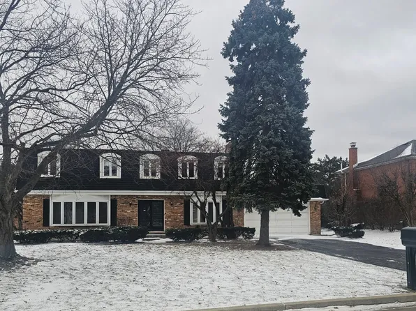 19W071 Avenue Chateaux N, Oak Brook, IL 60523