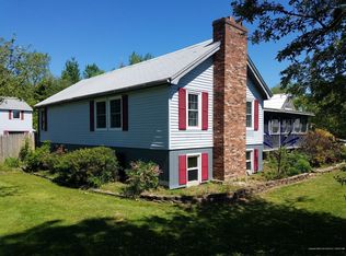 522 Riverside Dr, Eddington, ME 04428