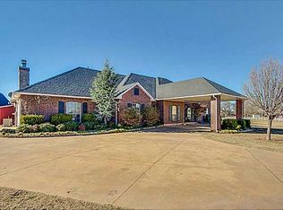 5101 Eric Ln, Mustang, OK 73064