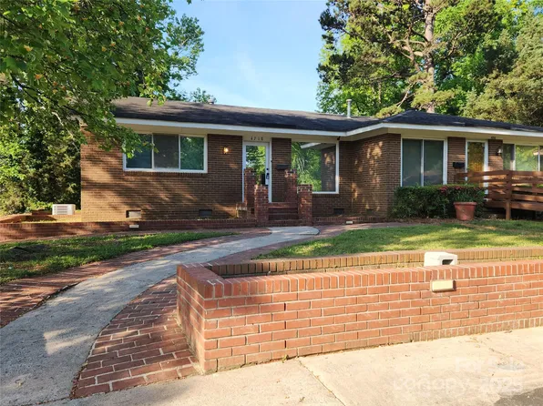 4718 Americana Ave, Charlotte, NC 28215