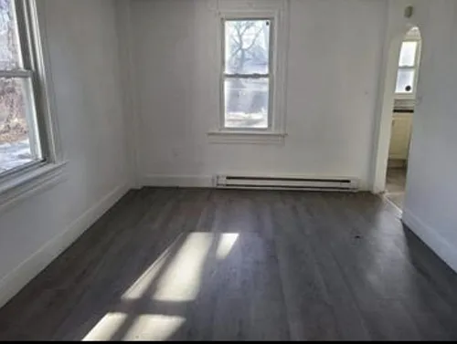 123 S Bromley Ave #1 Photo 1