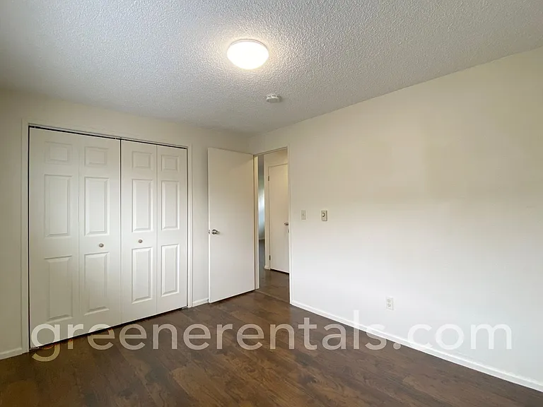 West Main Street Apartments — Photo 9