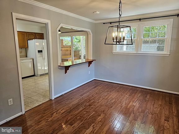 4th image of 5140 Pumphrey Dr