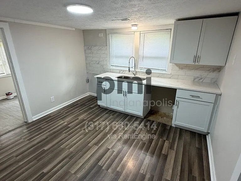 1620 Norton Ave — Photo 5