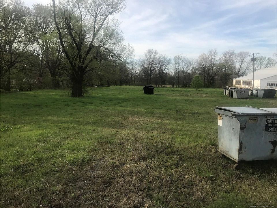 1st image of 17650 E Admiral Pl