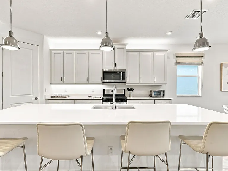 11724 SW Aquila Way — Photo 11