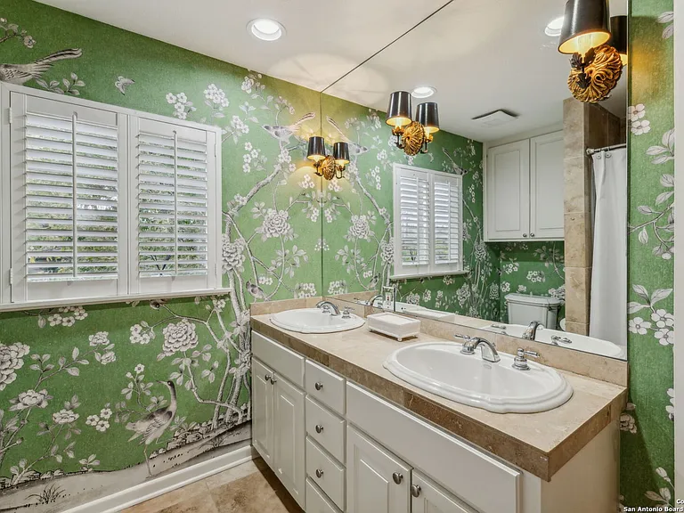 106 Morningside Dr — Photo 33