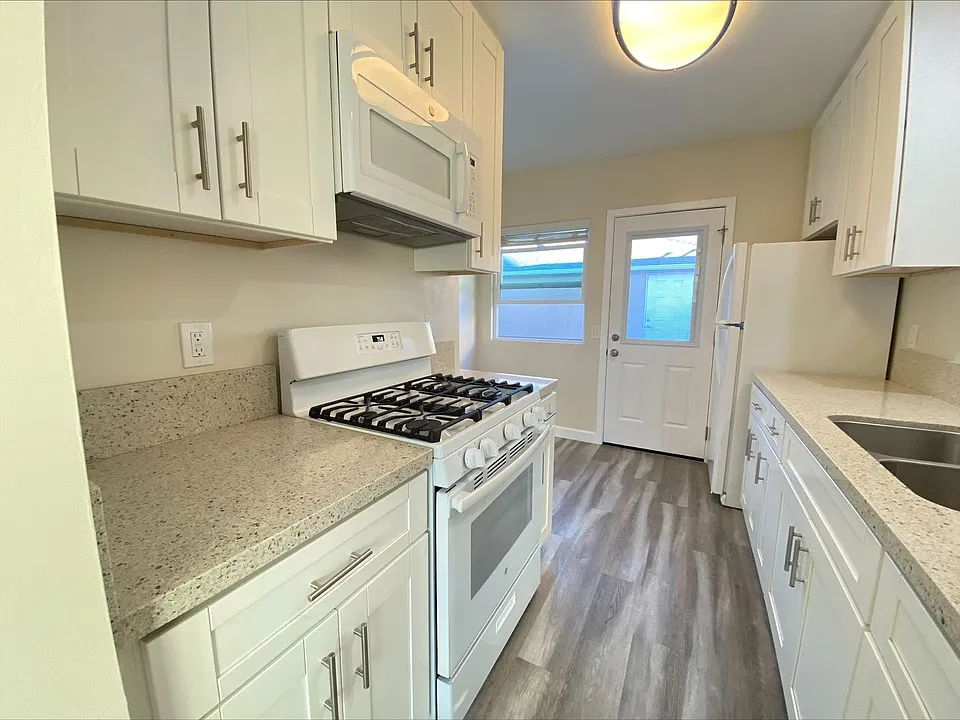 Remodeled One Bedroom Apartment Home! 1 Block from the Beach! Private Garage!
