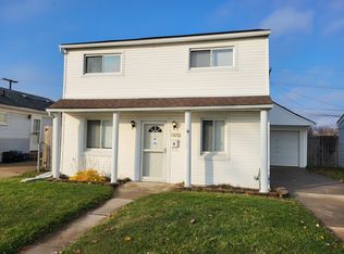 11876 Grant St, Riverview, MI 48193