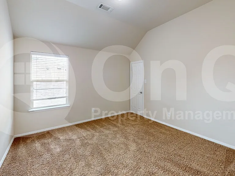 1512 Cockatiel Dr — Photo 12
