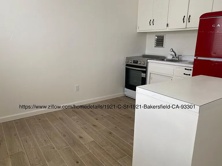 1921 C St #1921 — Photo 7