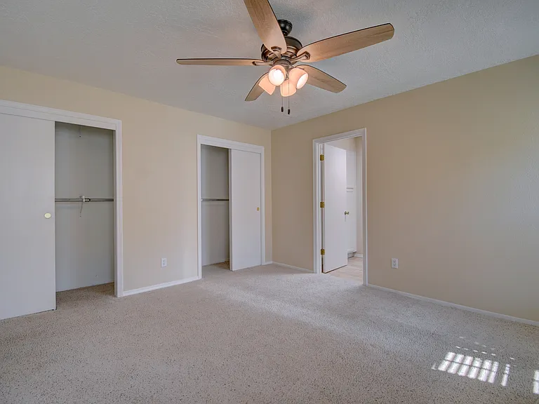 9812 Amigante Dr NE — Photo 11
