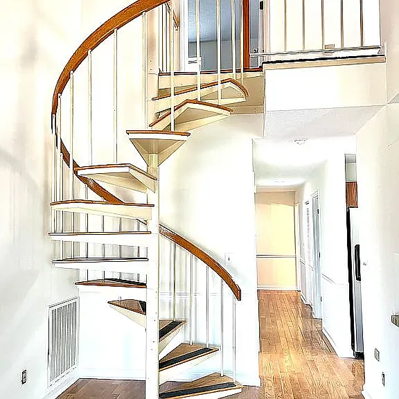 39 Lantern Ln — Photo 9