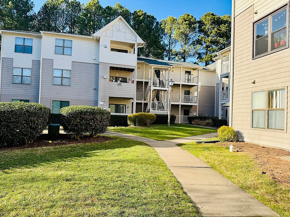 600 Audubon Lake Dr #3A12