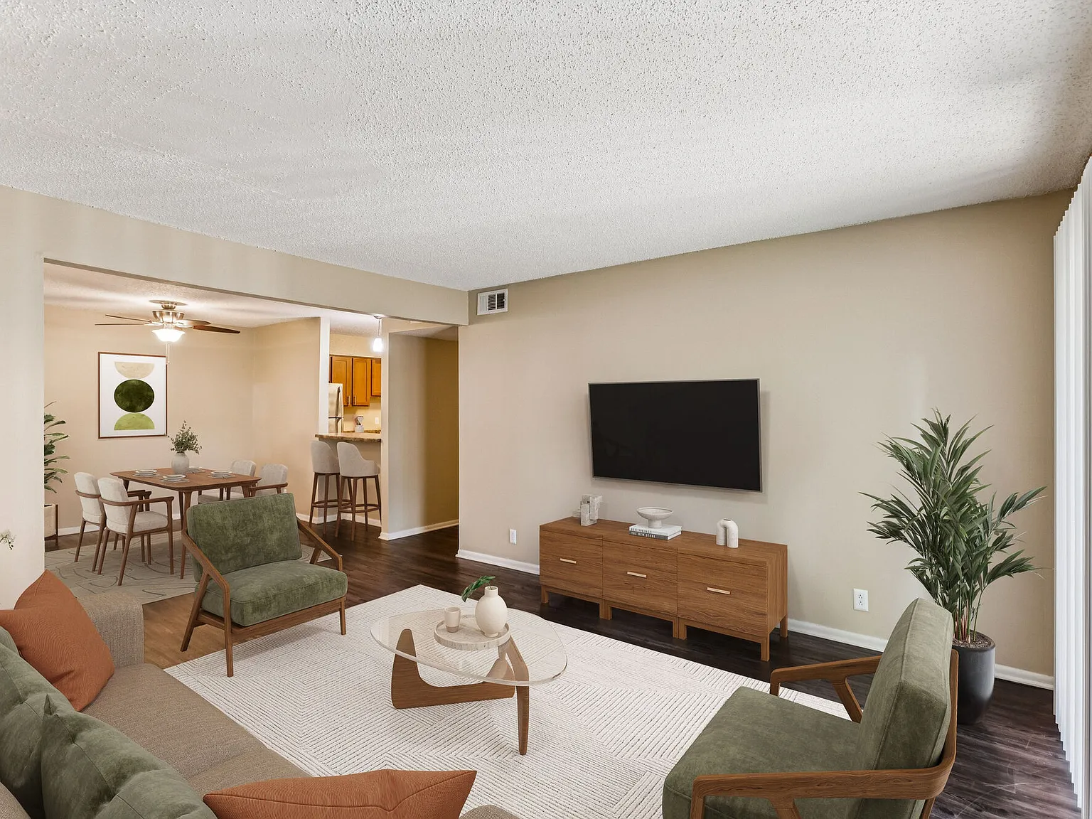Ashford Place Apartments — Photo 2