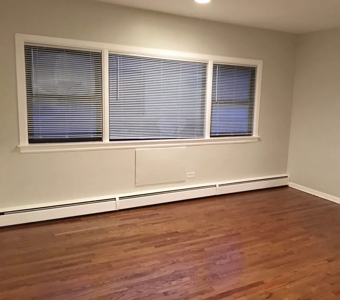 2 bed, 700 sqft, $1,450 — Photo 3