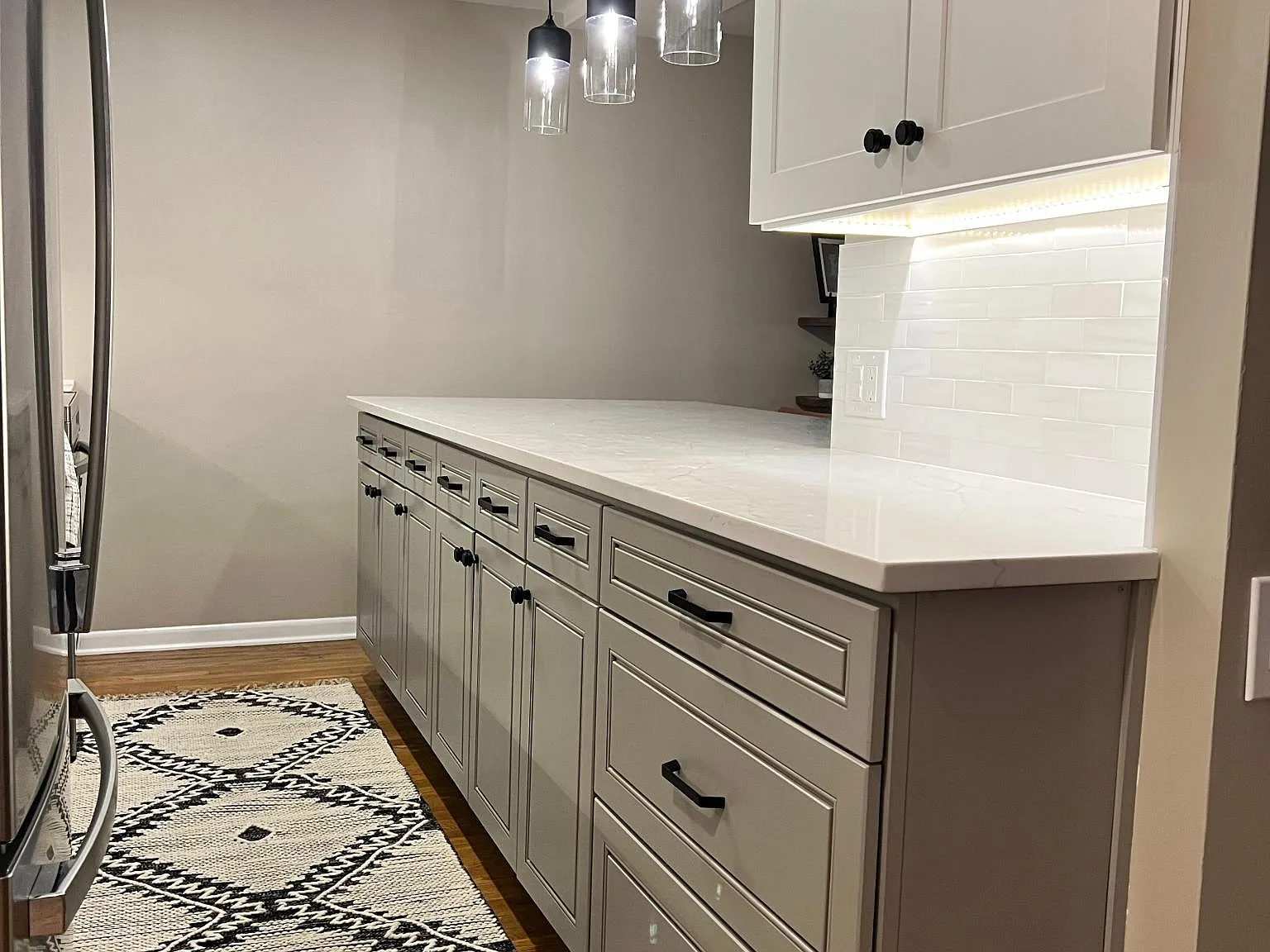 1 bed, 1050 sqft, $3,250 — Photo 3