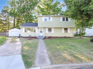 35 Leicester Ter, Hampton, VA 23666
