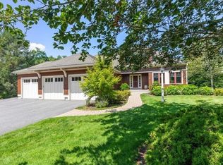 2 Black Rock Dr, Hingham, MA 02043