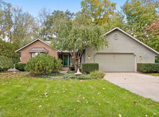 6633 Gran Via Ct NE, Rockford, MI 49341