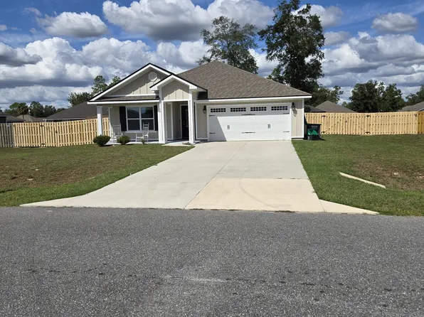 18 E Sycamore Trl, Crawfordville, FL 32327