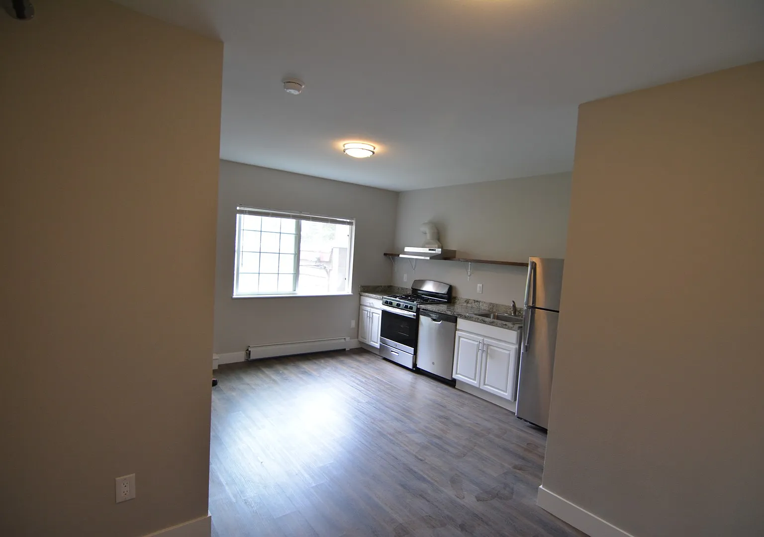 Beacon Apartments — Photo 4