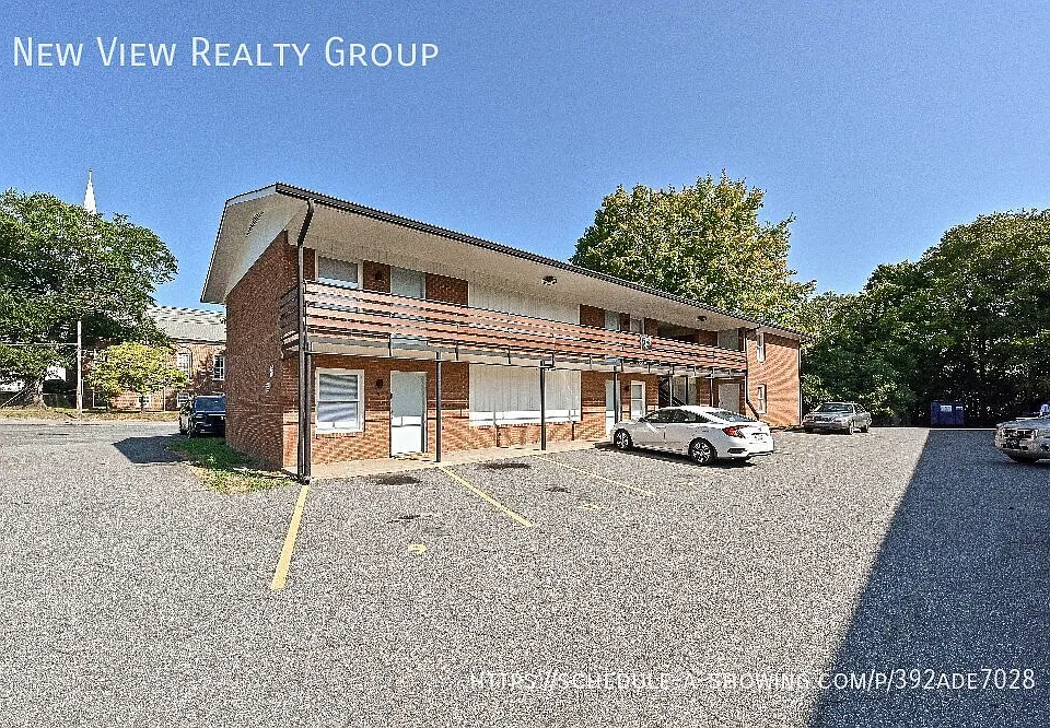 260 Church St NE #3