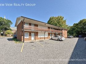 260 Church St NE
