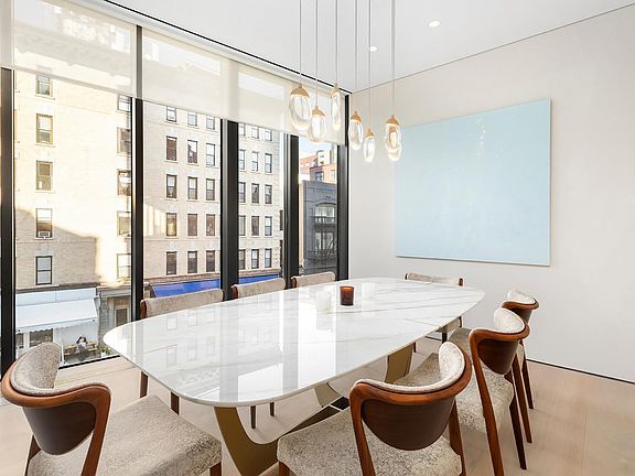 3rd image of 152 Elizabeth St #3W