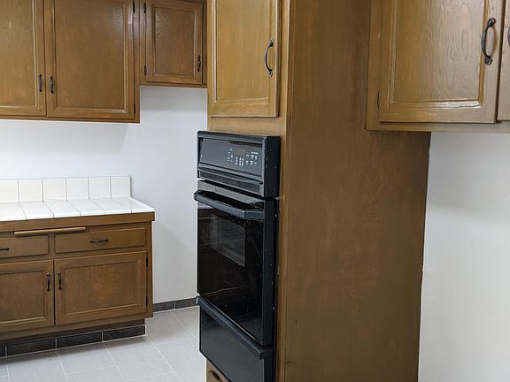 4th image of 11681 Gorham Ave APT 7