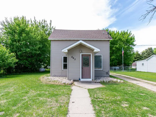 407 2nd St NW, Barnesville, MN 56514