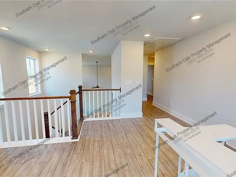 155 Founders Blvd — Photo 4