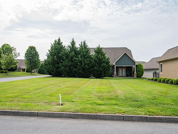 5th image of 1203 Tuscany Way