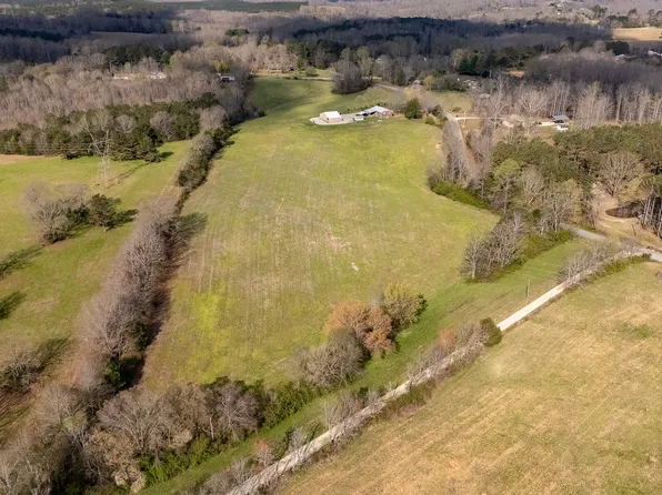 781 Knob Creek Rd, Lawrenceburg, TN 38464