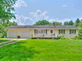 3989 Root Station Rd, Jackson, MI 49201