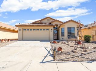 1582 E Silverado Dr, Sierra Vista, AZ 85635