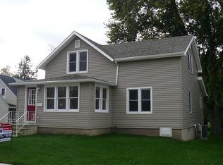213 E Davis St, Beaver Dam, WI 53916